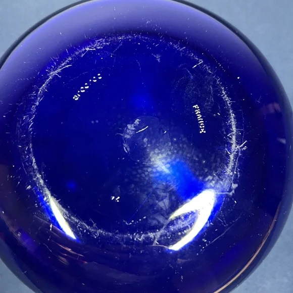 Vibrant Arcoroc Blue Medium Glass Bowl - Picture 3 of 4